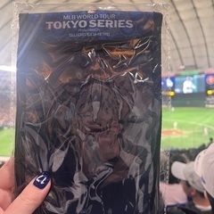 【非売品】ドジャース・カブスのロゴ入りチケットホルダー