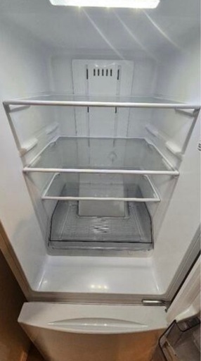 （交渉可）（3/20受渡し）【美品】2022年製 東芝 冷蔵庫 GR-U15BS （W）153L