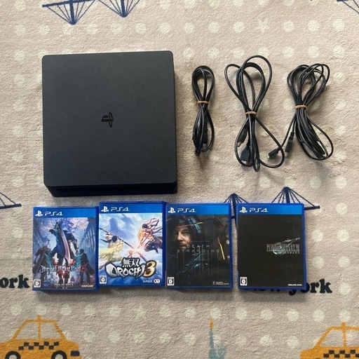 PS4本体‼️ソフト4本\n