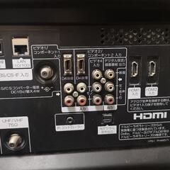 HITACHIプラズマテレビ42&テレビ台(事務用テーブル)の画像