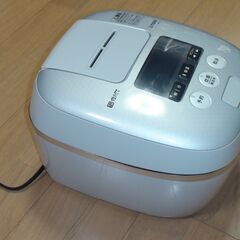 炊飯器★タイガー JPC-A★5.5合炊き★熱流＆熱封土鍋コーテ...