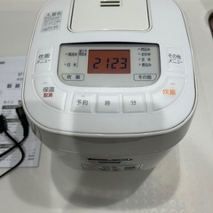 炊飯器とワッフルスマイルベイカーミニ