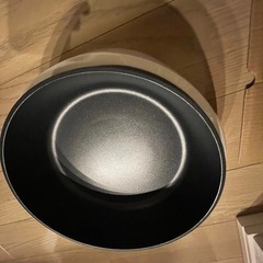 電気グリル鍋の画像