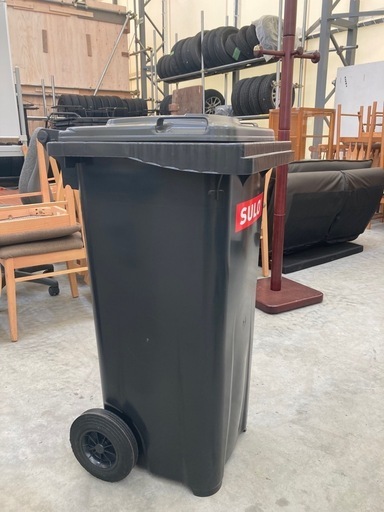 【KJ085】中古美品 ドイツ製 SULO 大型ダストボックス 120L 屋外 屋内 ゴミ箱 インテリア キャリー型 キャスター　検)一人暮らし 家具 収納 ダイニング リビング キッチン 冷蔵庫 洗濯機 テーブル ラック レンジ キャビネット ソファ