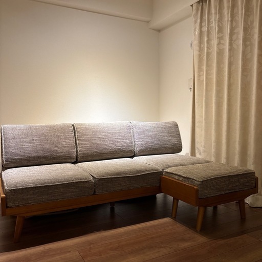 【取引中】　unico 3人掛けソファー　オットマン付き