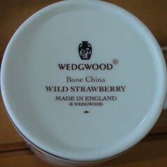 WEDGWOOD　ウェッジウッド★カップ&ソーサー★WILD STRAWBERRY★外箱付★新品未使用の画像