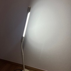 卓上ライト
の画像
