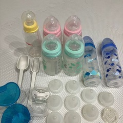 お取引中　哺乳瓶、おしゃぶり