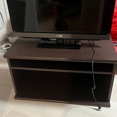 TOSHIBA 32型テレビ　テレビ台付