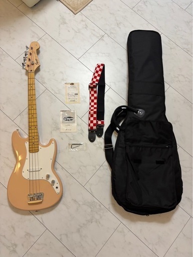 Squier Bronco Bass（スクワイア ブロンコベース）