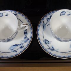Guy Laroche　★カップ&ソーサー★外箱付★未使用品の画像