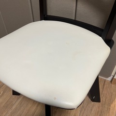 椅子の画像