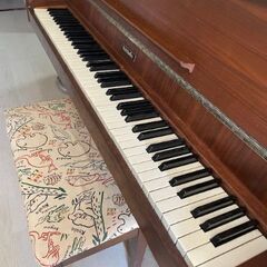 アップライトピアノ 木目 椅子付き　ピアノ用専用敷物付きの画像