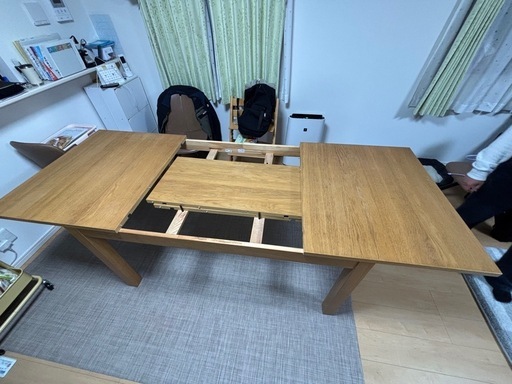 ダイニングテーブル