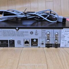 ★SHARP BD-HDS63 HDD/ブルーレイレコーダー 2番組同時録画OK地デジ/BS/CS対応 リモコン電池蓋なしの画像