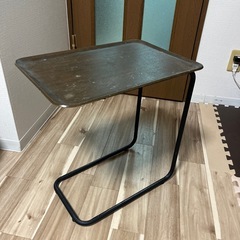 コーヒーテーブル
