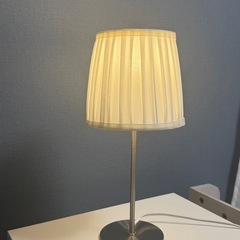 ニトリ　間接照明　電球付きの画像