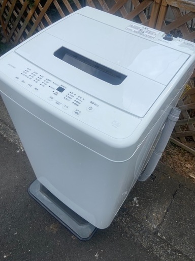 【受付終了】【23区近隣配送設置無料 】 I970 超極美品 IRIS OHYAMA 2022年製 洗濯機 5.0kg ホワイト