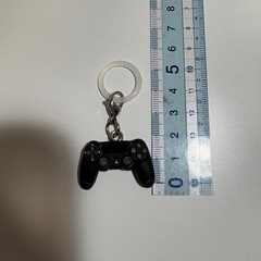 プレイステーション　キーホルダー　ペットボトルなどにつけられるやつ
