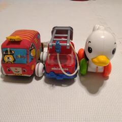 おもちゃ　キッズ　ベビー　消防車　ガラガラ