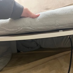 コタツ（白）の画像
