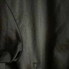 adidasトラックジャケットの画像