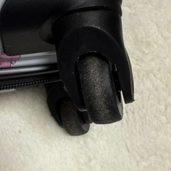 サンリオキャラクターのキャリーケースの画像