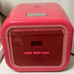 【3/19まで！】ピンクで可愛い♪炊飯器♪1人暮らしにちょうどい...