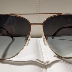 TED BAKER サングラスの画像