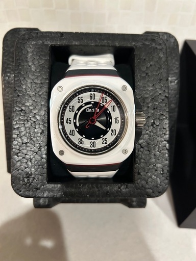 ゴリラウォッチ ファストバック RS ホワイト FBY2.1