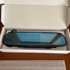 【新品未使用！！】ドライブレコーダー ルームミラー型前後カメラ　バックカメラ 付き ドラレコ 4.3インチ  高画質 モニター内蔵‼️の画像