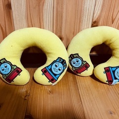 トーマスのキッズ用ネックピロー(各の画像