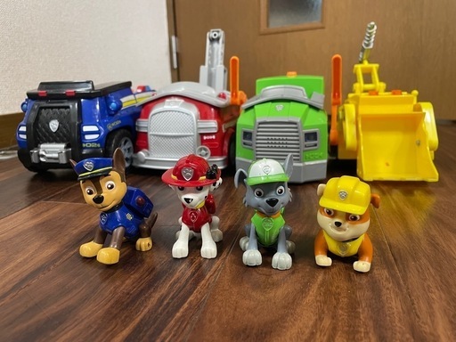 値下げ】レア品！パウパトロール セット 車両基地飛行機