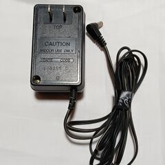 多用途に使用可能な汎用 ACアダプター 9V0.45A電源の画像