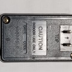 多用途に使用可能な汎用 ACアダプター 9V0.45A電源の画像