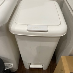 ゴミ箱　30L ニトリ