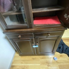 食器棚の画像