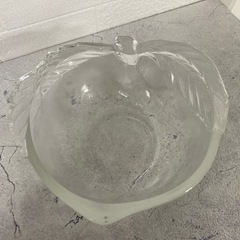 桃　ガラス小鉢