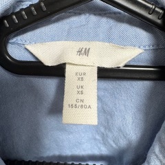 H&Mシャツ(ブルー、XSサイズ)の画像