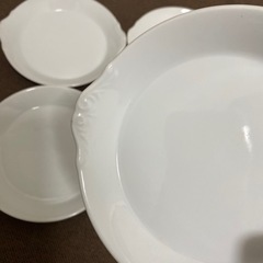 アンティークな小皿4枚の画像