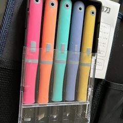 可愛いケースの彫刻刀明日で処分。の画像