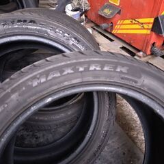 2022年製 MAXTREK MAXIMUS M1　215/45R17　中古4本バリ山！　プリウス、レガシィ等の画像