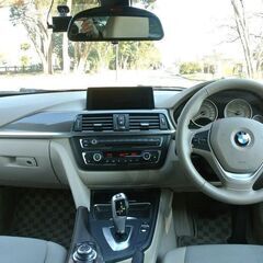 コミコミ¥548000 美車 25年BMW320ｄ TRGモダン 外装色黒 実走12万㌔ 車検8年3月 ベージュシート アイドリングストップ 修復無の画像