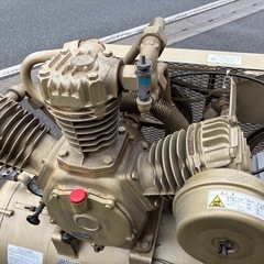 ■中古品 東芝 エアーコンプレッサー 10馬力（7.5Kw） 3相200V SP106-75T9 TOSCON 230L 2014年 動作問題なし■の画像
