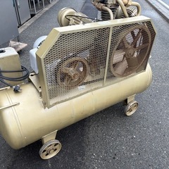 ■中古品 東芝 エアーコンプレッサー 10馬力（7.5Kw） 3相200V SP106-75T9 TOSCON 230L 2014年 動作問題なし■の画像