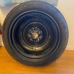トヨタのスペアタイヤの画像