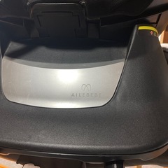 チャイルドシート　エールべべ　回転式の画像