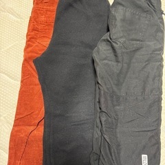 冬物子供服ズボンの画像