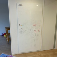 あげます　IKEA 特大ホワイトボード