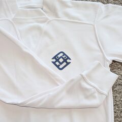 ★西宮市立瓦林小　体操服長袖　140とSSサイズ★
